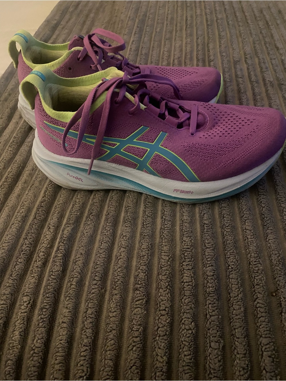 ASICS Women's Running Shoes in Purple with Aqua Accents size 8.5